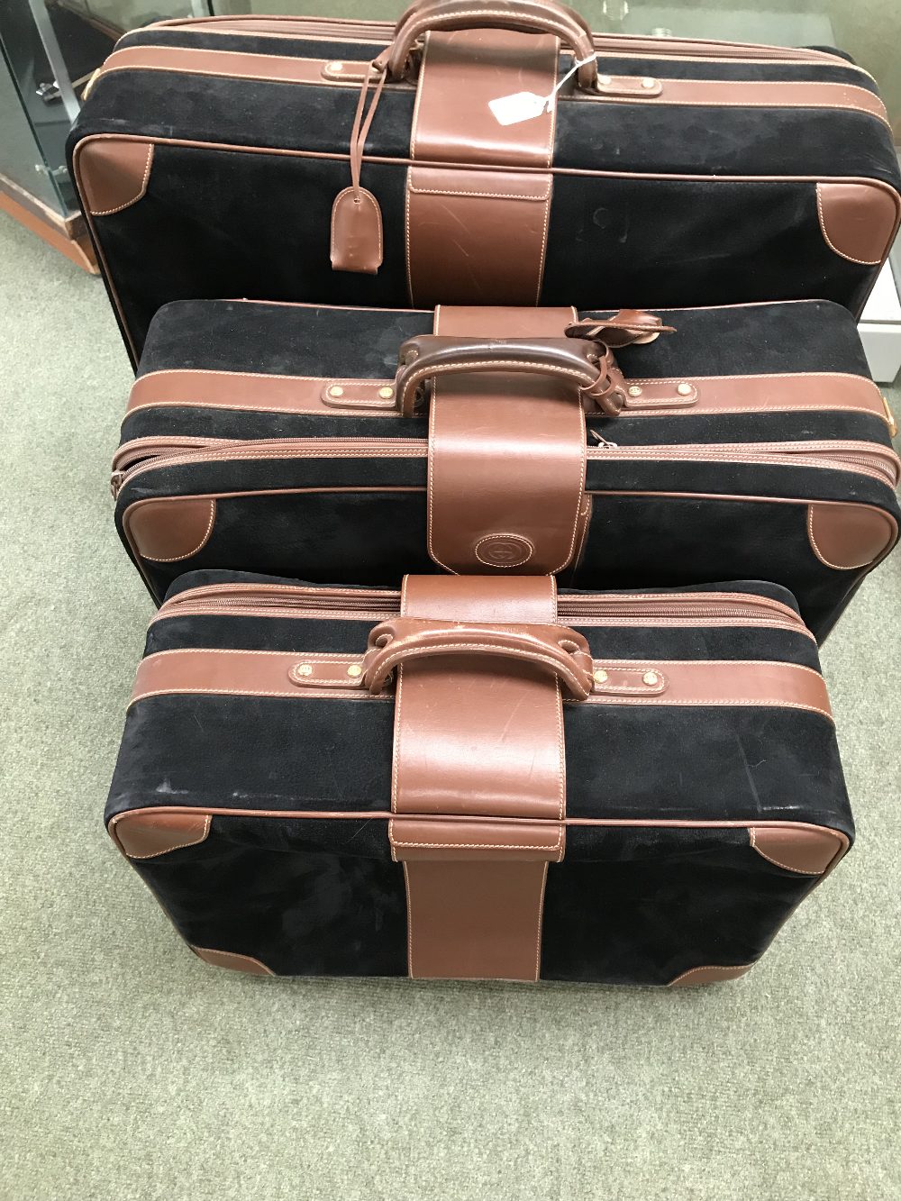 used gucci luggage for sale