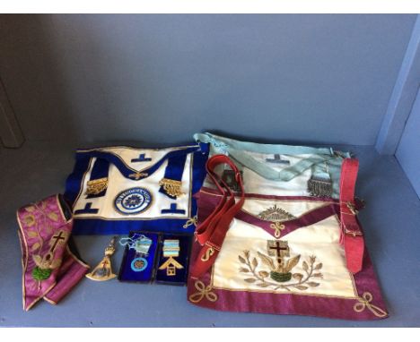Masonic sword & assorted regalia incl. aprons, sash & medallions
