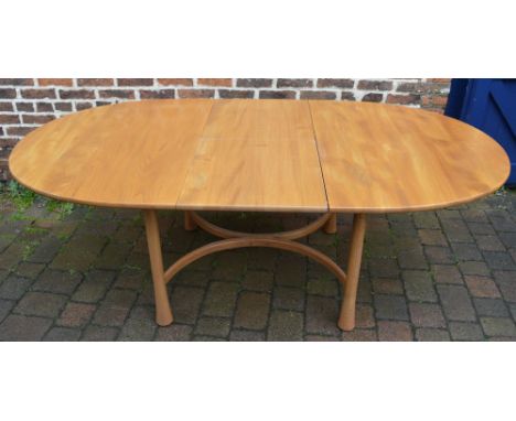 Ercol draw leaf dining table extending to 7ft