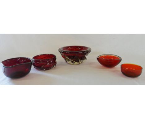 Assorted ruby coloured glass bowls inc 3 possible Whitefriars
