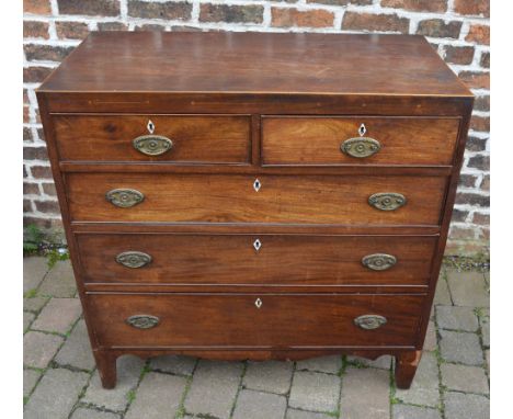 Georgian mahogany caddy top chest of drawers with boxwood stringing & oval drop handles (broken leg)