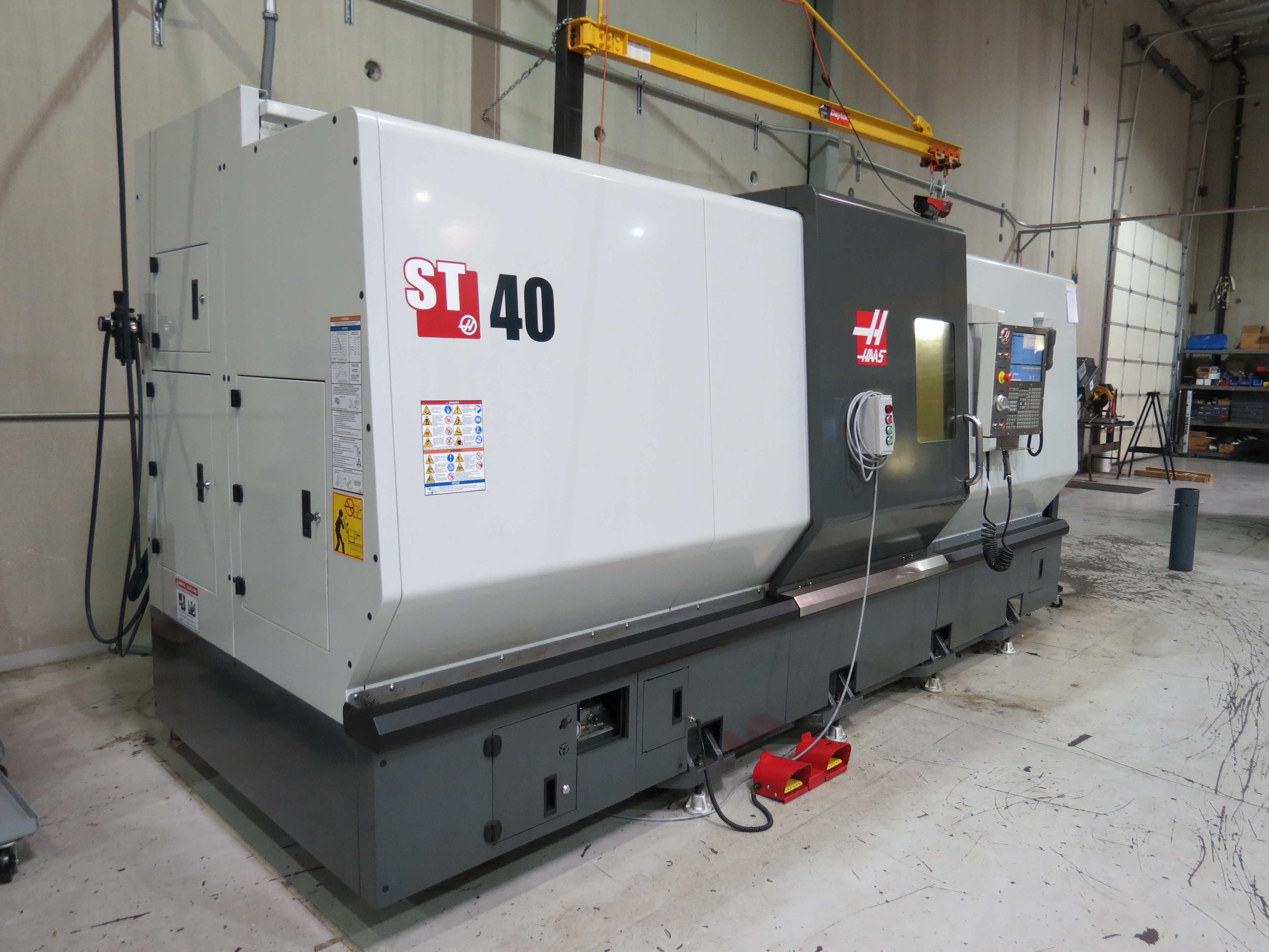 (1) HAAS ST40 WITH 7.0" BIG BORE CNC LATHE W/ LIVE TOOLING NEW 2014