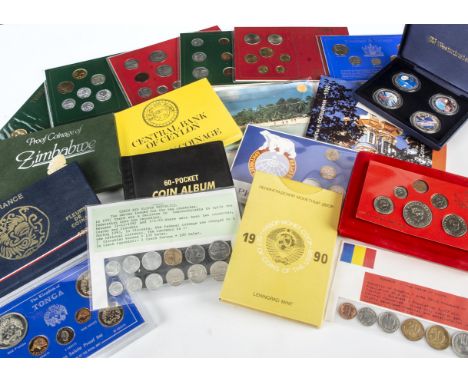 A large collection of modern World coins, a box of coinage in sets and individual from around the globe, well worth a look th