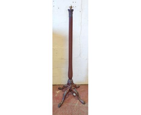 Mahogany floor lamp with reeded column, on four legs with ball and claw feet (fitted for electricity, re-wiring required), 15