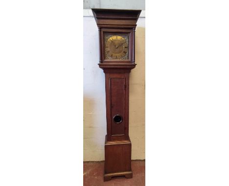 Late 18th century oak-cased thirty hour longcase clock, the 11in brass dial with Roman numerals and decorated with an etched 