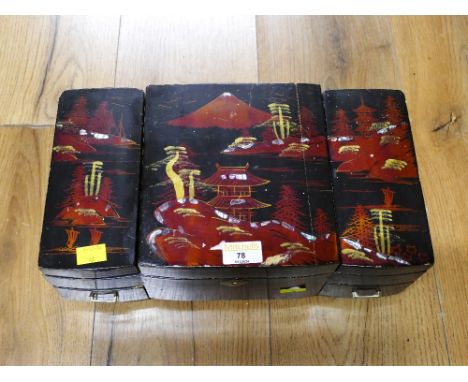 Oriental decorated wooden jewellery box