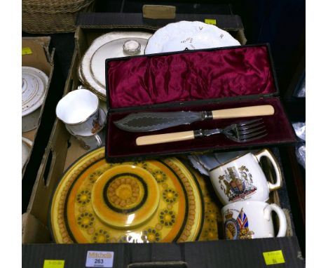 Box of commemorative ware, Francescan retro tureen and plate, Victorian Diamond Jubilee plates 