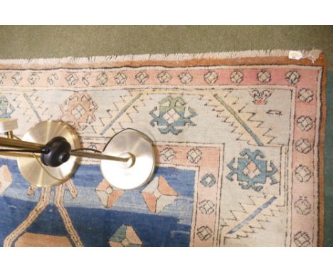 Large rug with Inca style geometric design, +/- 310 cm x 210 cm