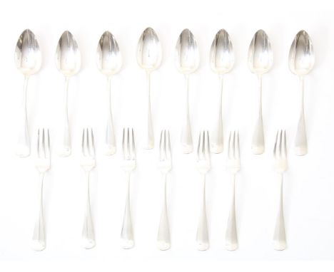 Serie van 7 zilveren dessertvorken en 8 zilveren dessertlepels, gehalte 835/000, meesterteken: "VK": Fa. J.M. van Kempen &amp