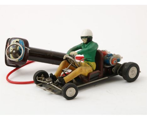 Zeldzame grote speelgoedskelter, Marx Race-A-Kart met bestuurder,&nbsp;Japan 1958-62, De bestuurder is van kunststof en bewee