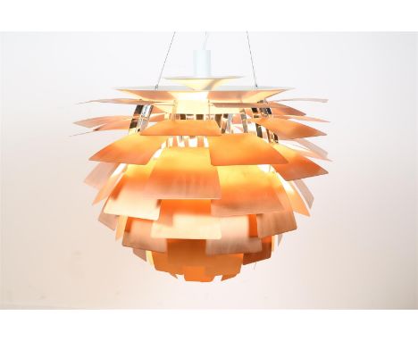 Aluminium koperkleurige design hanglamp, model Artisjok, naar ontwerp van Poul Henningsen voor Louis Poulsen, diameter 75 cm.