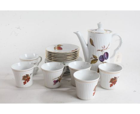 Royal Worcester coffee service, decorated with various fruit, consisting of a coffee pot, six cups, six saucers and six side 