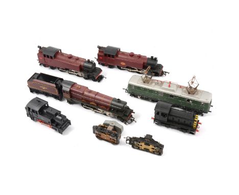 OO gauge model railway locomotives, including R758 Hymek B-B diesel D7063, boxed; Kitmaster motorised box wagon, boxed; Tri-a