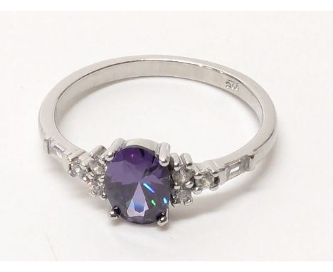 Silver &amp; amethyst cz ring, UK M