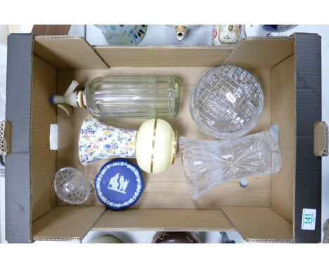 A mixed collection of items to include vintage soda bottle, Wedgwood Dip &amp; Blue box , large glass vase etc 