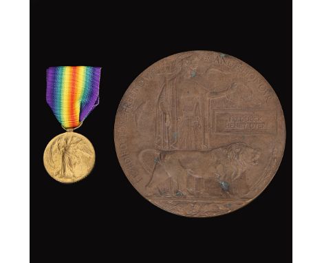 FIRST WORLD WAR MEMORIAL PLAQUE AND VICTORY MEDAL DEVONSHIRE REGIMENT. First World War Memorial Plaque (FREDERICK HENRY DYER)
