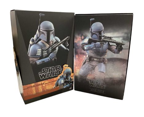 Star Wars Hot Toys 1/6th Scale action figure 'The Mandalorian' Death Watch Mandalorian, boxed, TMS026.