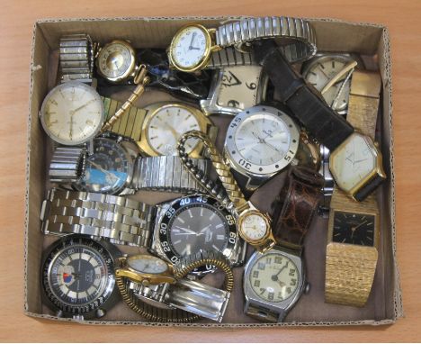 A tray of mainly vintage wristwatches.  