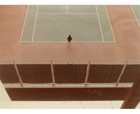 (See English version below)David Hockney (Bradford 1937 – lebt in London und Los Angeles). Tennis Court, Berkeley, November. 