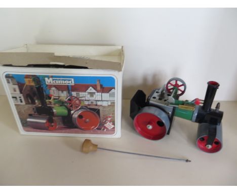 A Mamod S.R.1a steam roller - boxed 