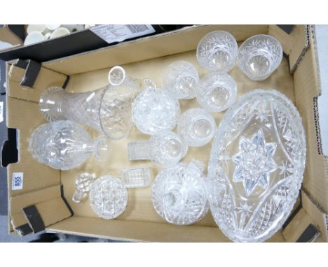 A collection of quality cut glass crystal items to include: decanter, whiskey glasses, vases etc 