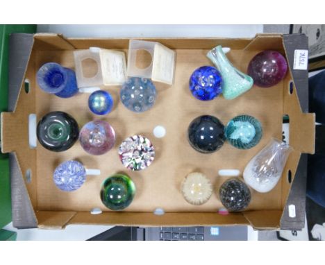 A collection of Selkirk,  Caithness, Mdina &amp; similar Glass Paperweights &amp; vases(16) 