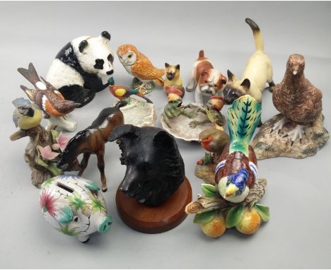 COLLECTION OF BESWICK AND CERAMIC ANIMALS, including a Beswick horse, Beswick pheasant and a Goebel bird