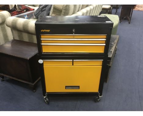 CHALLENGE METAL TOOL CABINET