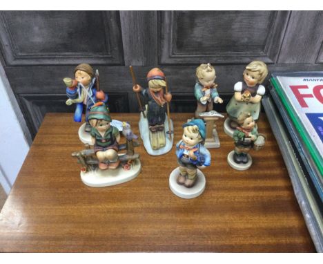 LOT OF VARIOUS HUMMEL FIGURES (7)