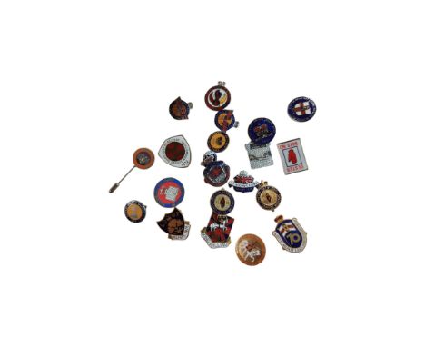COLLECTION OF OLD LOYALIST ENAMEL BADGES 