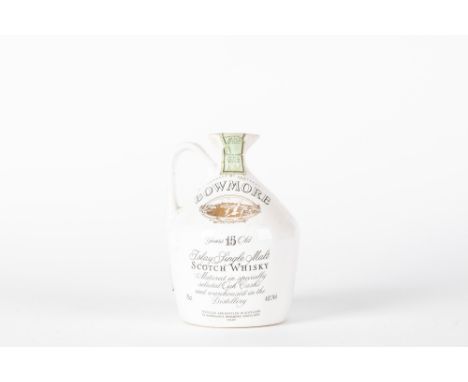 Scotland - Whisky / Bowmore 15y Ceramic Scotland - Whisky / Bowmore 15y Ceramic Bowmore 15y Ceramic