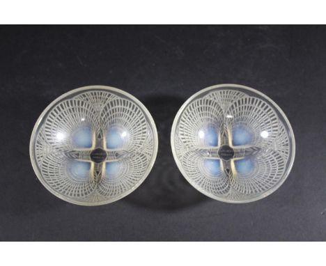 PAIR OF LALIQUE BOWLS - COQUILLES a pair of small opalescent bowls in the Coquilles design, 13cms diameter. Both with etched 