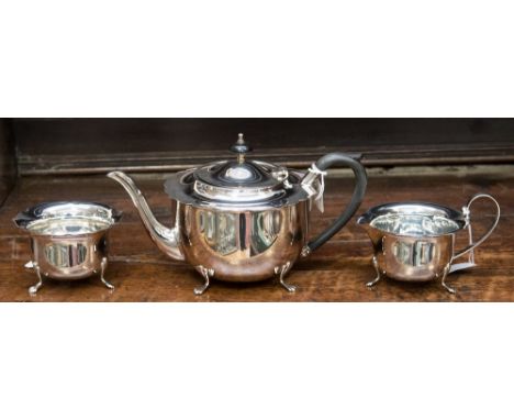 A three piece Yeoman plate tea service, mid 20th century, very little wear (3)