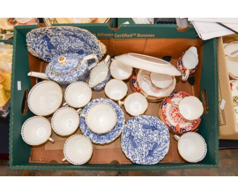 A Royal Crown Derby part tea service, pattern number 758225, together with a Royal Crown Derby Japan pattern part tea service