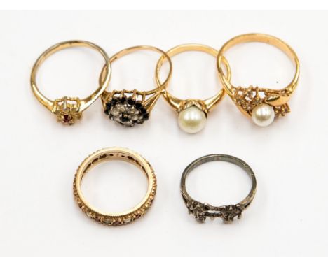 A 9ct eternity ring, a cultured pearl ring, cluster ring, etc (6) 