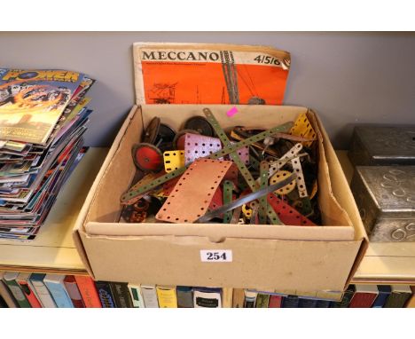 COllection of assorted Vintage Meccano with Manual 