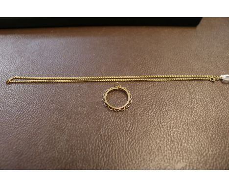 9ct gold chain and sovereign mount, 5g total weight