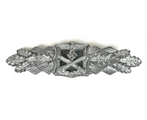 German Third Reich WW2 Army / Waffen SS Close Combat Clasp in silver.  Good scarce die-cast slightly curved example, the reve