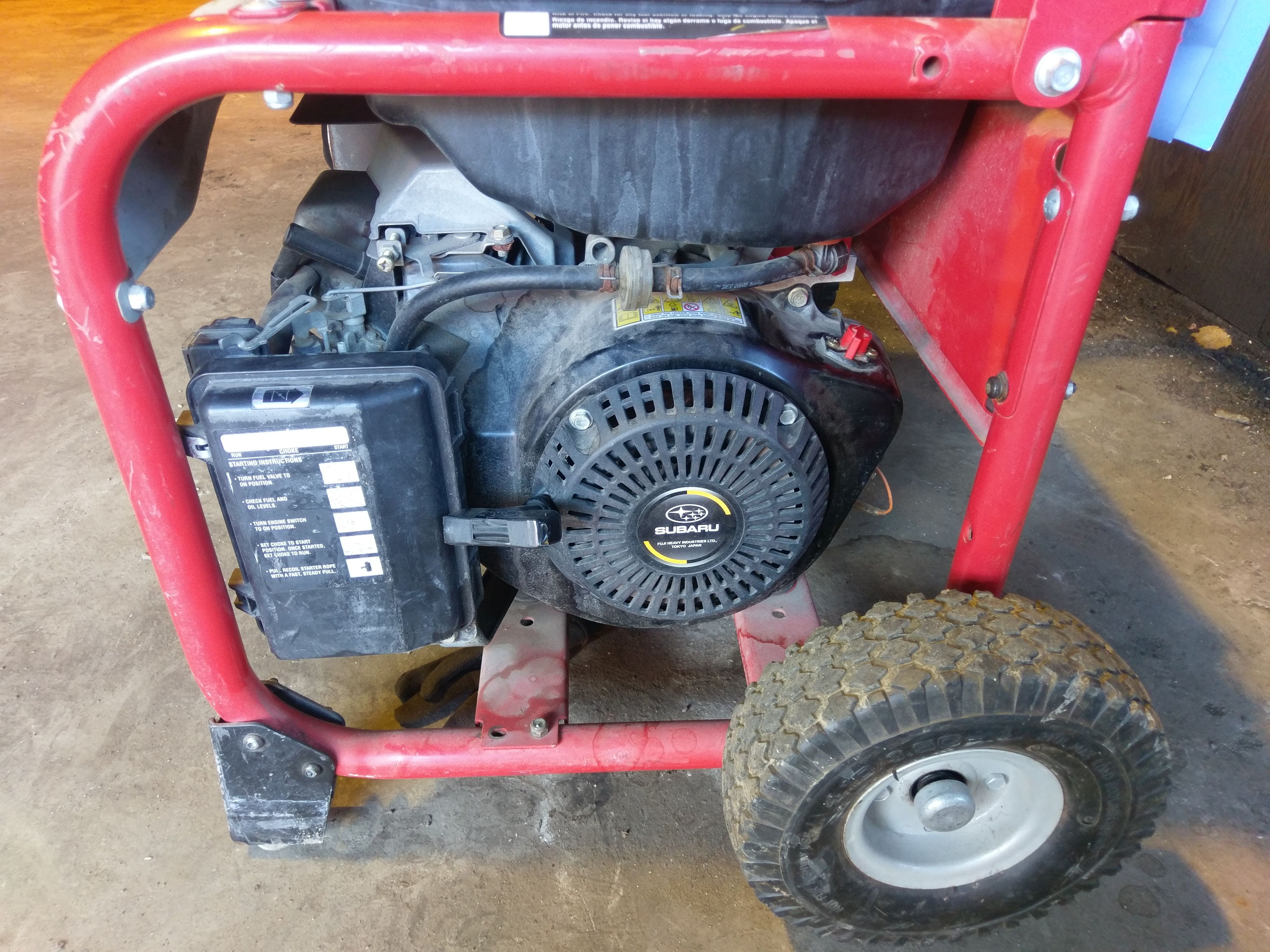 5,000 WATT HUSKY PORTABLE GENERATOR