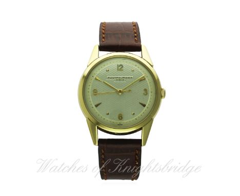 A RARE GENTLEMAN'S 18K SOLID GOLD VACHERON & CONSTANTIN WRIST WATCH DATED 1956 REF. 6113 WITH ORIGINAL BOX & EXTRACT OF ARCHI