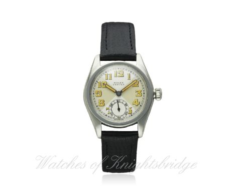 A BOY'S SIZE STAINLESS STEEL ROLEX OYSTER WRIST WATCH CIRCA 1940s, REF. 2574
D: Two tone quartered dial with applied luminous