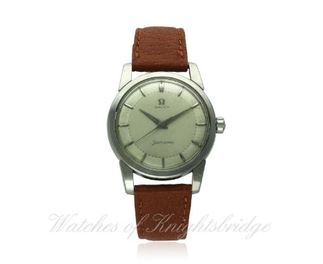 A GENTLEMAN'S STAINLESS STEEL OMEGA SEAMASTER WRIST WATCH CIRCA 1958, REF. 2759-12 SC / 2761
D: Two tone silver dial with sil