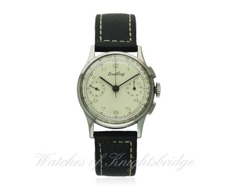 A GENTLEMAN'S STAINLESS STEEL BREITLING CHRONOGRAPH WRIST WATCH CIRCA 1940s, REF. 789
D: Silver dial with raised Arabic numer