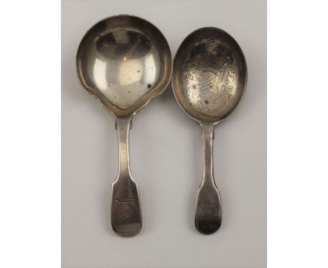 Metcalf Hopgood, a fiddle pattern silver caddy spoon, crested, London 1854, together with an early Victorian silver caddy spo