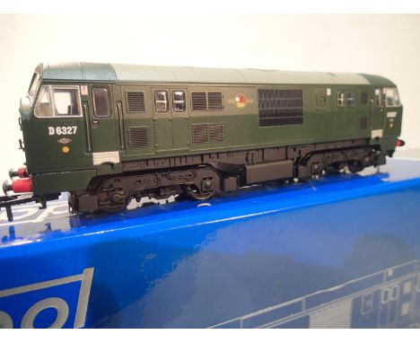 Dapol OO gauge 4D-012-002 class 22 diesel, D6327, green, late crest, near mint condition, boxed. UK P&amp;P Group 1 (£16+VAT 