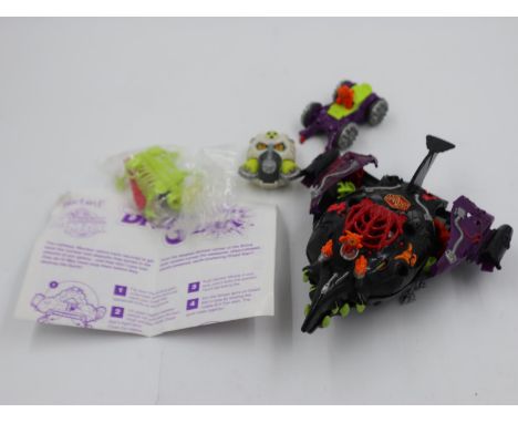 Loose Mighty Max Dread Star with paperwork and other loose items/mini figures. UK P&amp;P Group 1 (£16+VAT for the first lot 