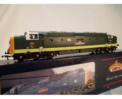 Bachmann 32-252A, Deltic class 55, The Kings Own Yorkshire Light Infantry, 55002, two tone green, yellow ends, excellent cond
