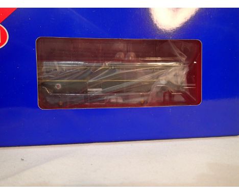 Heljan OO scale, 11087521, Park Royal Railbus, M79971, green, speed whiskers, near mint condition, storage wear to box. UK P&