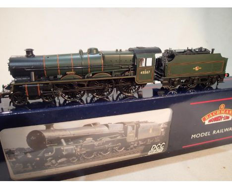 Bachmann 31-186, Jubilee class, 45587, Baroda, green, late crest, excellent condition, requires one cab step attaching (prese