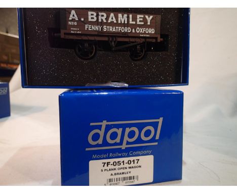 Dapol O gauge 7F-051-017, 5 plank wagon, No. 6, A. Bramley, Fenny Stratford &amp; Oxford, near mint, storage wear to box. UK 